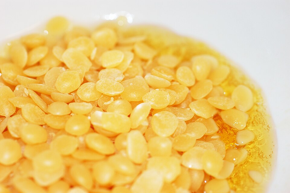 Melting beeswax pellets